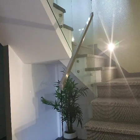 Well & מלון מסיירה