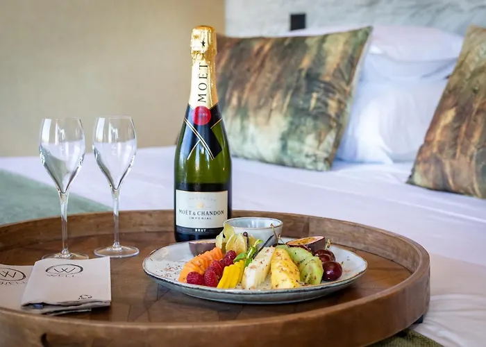 Well & Maceira (Lisbon)